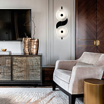 Бра со стеклянными плафонами-дисками Black and White Circles Wall Lamp варинант исполнения - 2 | Loft Concept в Костроме