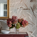 Обои ручная роспись Wild Grasses Special Colourway on Pale Grey dyed silk варинант исполнения - 2 | Loft Concept в Костроме