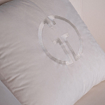 Кресло велюровое оттенка слоновой кости с простроченной спинкой Perfect Comfort варинант исполнения - 2 | Loft Concept в Костроме