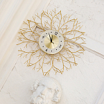 Часы настенные из металла золотые с белым циферблатом Current Time варинант исполнения - 4 | Loft Concept в Костроме