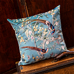 Подушка декоративная с изображением птиц в саду Chinoiserie Birds in a Tree Cushion варинант исполнения - 2 | Loft Concept в Костроме