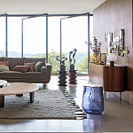 Фигурный приставной столик бордового цвета  AMORPHOUS варинант исполнения - 6 | Loft Concept в Костроме