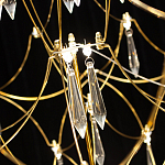 Люстра подвесная с изогнутым металлическим каркасом и множеством хрустальных подвесок Золото Диаметр 80 см Quasar варинант исполнения - 2 | Loft Concept в Костроме