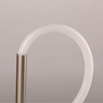 Настольная лампа белым изогнутым плафоном на круглой подставке Luke Lampco Tracer Lamp варинант исполнения - 9 | Loft Concept в Костроме