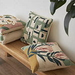 Подушка с цветочным принтом Blooming Elegance Lily варинант исполнения - 6 | Loft Concept в Костроме