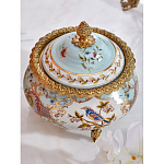 Шкатулка с крышкой из голубого фарфора с риунком птиц и цветов Blue Garden варинант исполнения - 2 | Loft Concept в Костроме