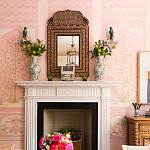 Обои ручная роспись Jharokha Arches Original colourway on pink painted Xuan paper варинант исполнения - 4 | Loft Concept в Костроме