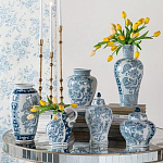 Ваза с крышкой и голубым цветочным рисунком на белом фоне Blue & White Ornament варинант исполнения - 7 | Loft Concept в Костроме