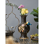 Ваза черная фарфоровая с  узором и бронзовым декором в виде веток с фарфоровой птичкой и цветами Eden Garden варинант исполнения - 2 | Loft Concept в Костроме