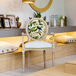 Стул с подлокотниками золотистый из бука с изображением птиц и цветов Blooming Birds варинант исполнения - 4 | Loft Concept в Костроме