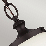 Подвесной светильник с белым стеклянным плафоном в форме шара на цепи Feiss варинант исполнения - 4 | Loft Concept в Костроме